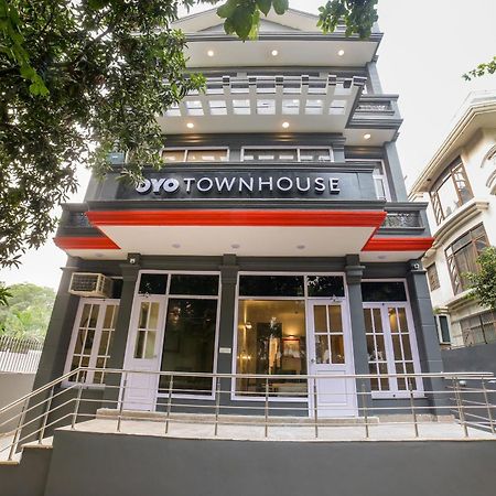Townhouse 330 Dlf Phase-2 Near Leisure Valley Park Gurgaon Bagian luar foto