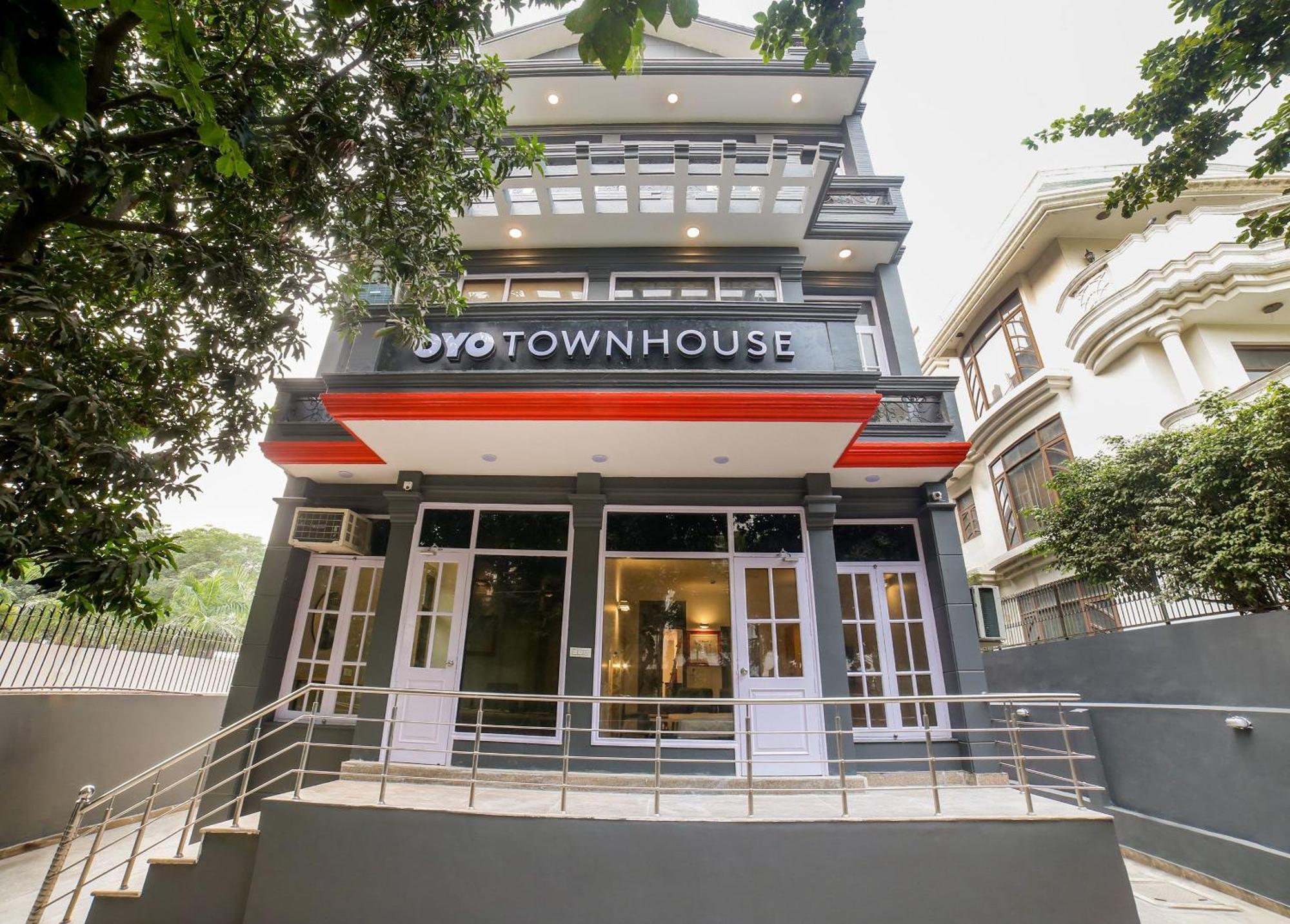 Townhouse 330 Dlf Phase-2 Near Leisure Valley Park Gurgaon Bagian luar foto