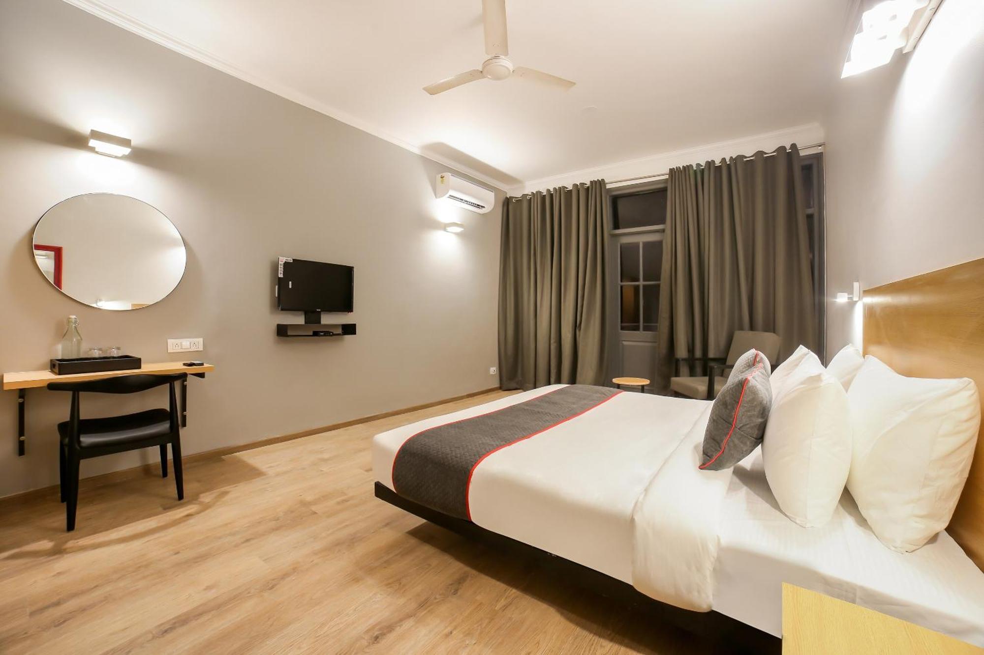 Townhouse 330 Dlf Phase-2 Near Leisure Valley Park Gurgaon Bagian luar foto